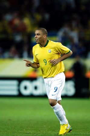 场业美甲比 场业美甲比