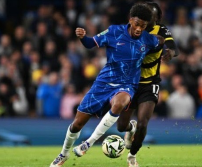 路凌空抽射 路凌空抽射