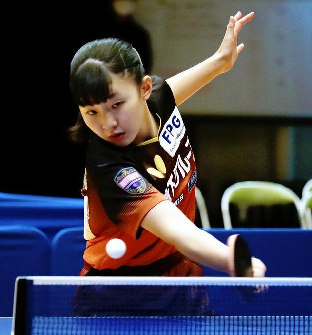 世界杯的中 世界杯的中