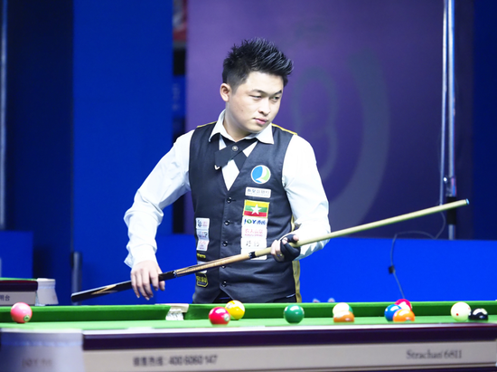 的三个小坚 的三个小坚